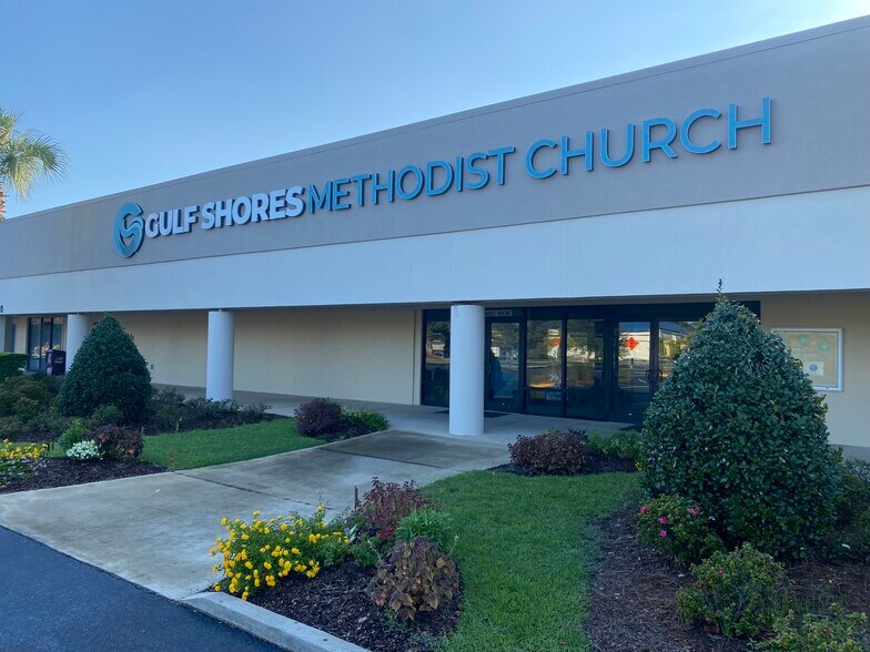 More Photos Of 1720 Gulf Shores Pky, Gulf Shores Storefront For Sale