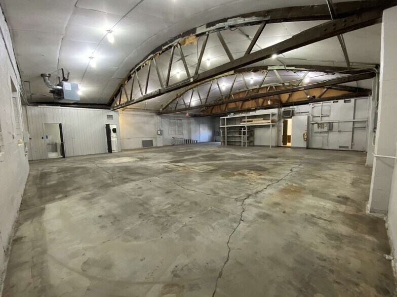 More Photos Of 3920 Wesley Ter, Schiller Park Industrial For Sale