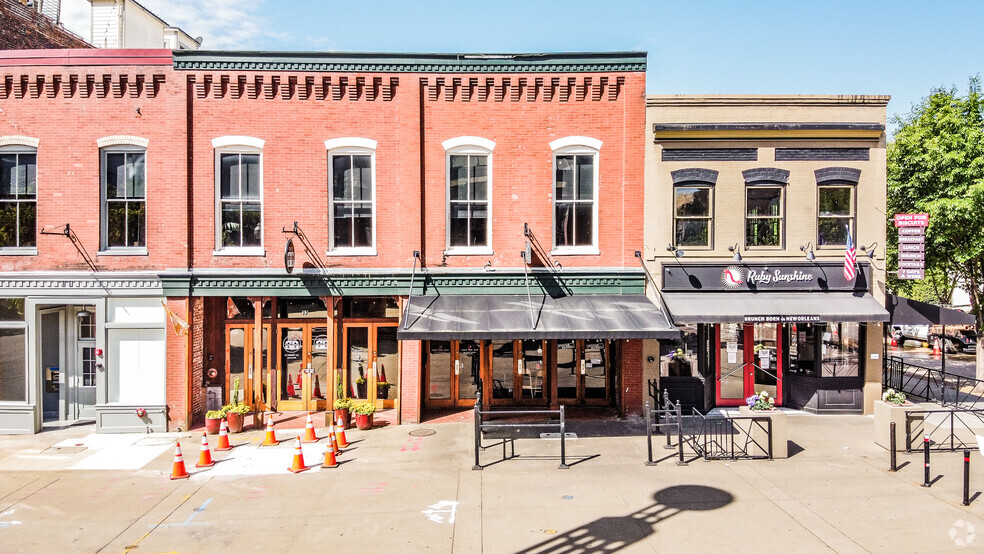 Primary Photo Of 33-35 Market Sq, Knoxville Storefront Retail Office For Lease