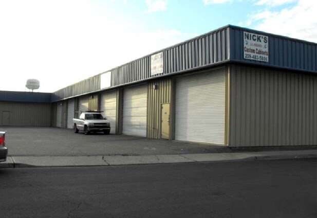 More Photos Of 469 Moffat Blvd, Manteca Warehouse For Lease