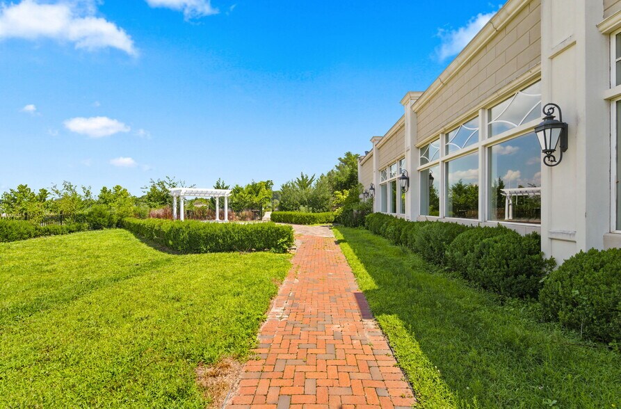 More Photos Of 61 Saint Mihiel Dr, Delran Marina For Sale