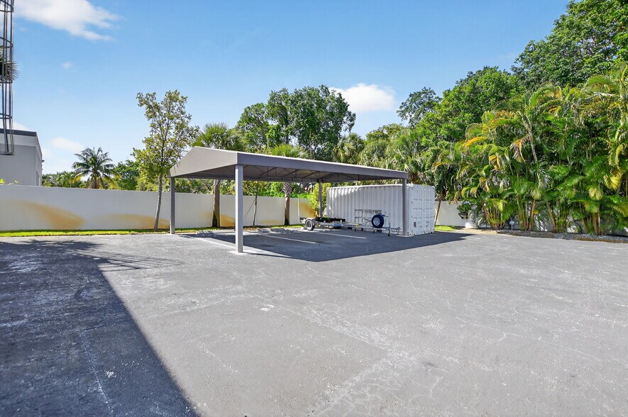More Photos Of 442 NW 35th St, Boca Raton Office For Sale