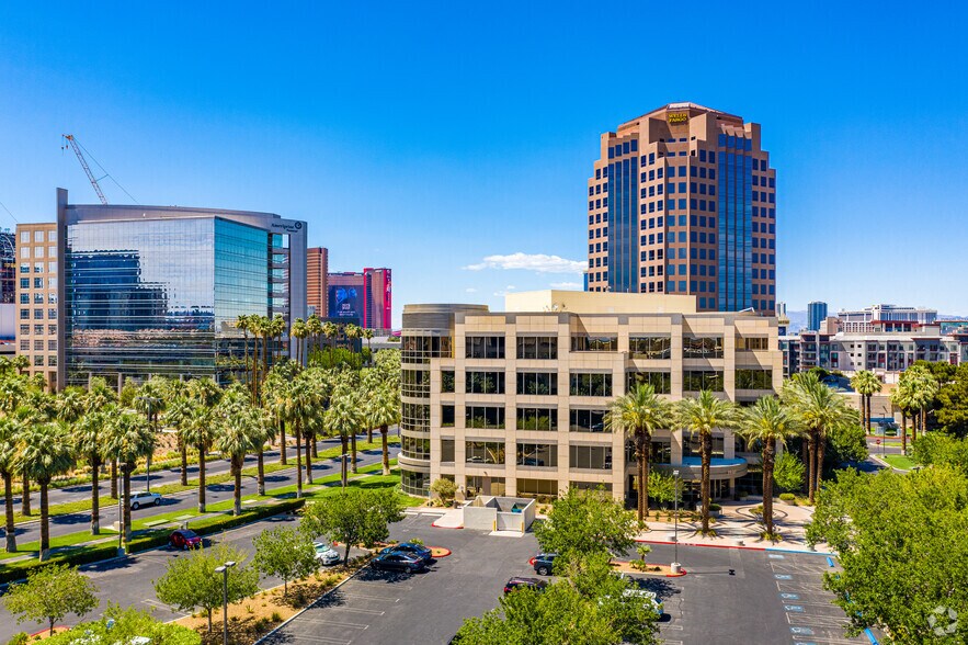 More Photos Of 3753-3993 Howard Hughes Pky, Las Vegas Unknown For Lease