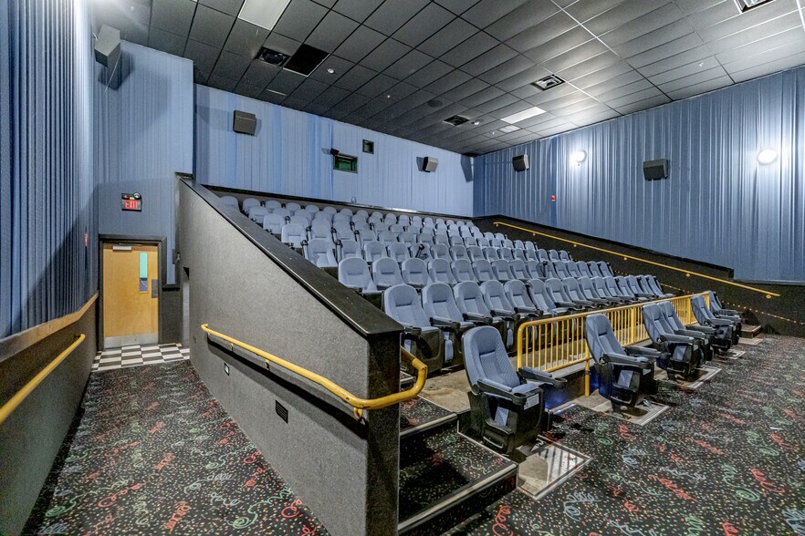 More Photos Of 250 Breighton Cir, Shelbyville Movie Theatre For Sale