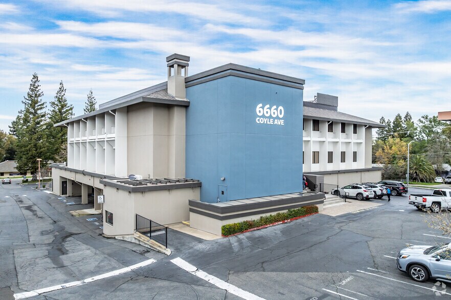Primary Photo Of 6660 Coyle Ave, Carmichael Medical For Sale