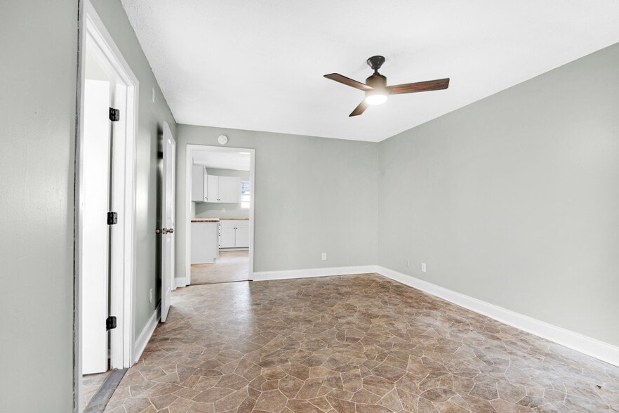 More Photos Of , Maryville Multifamily For Sale