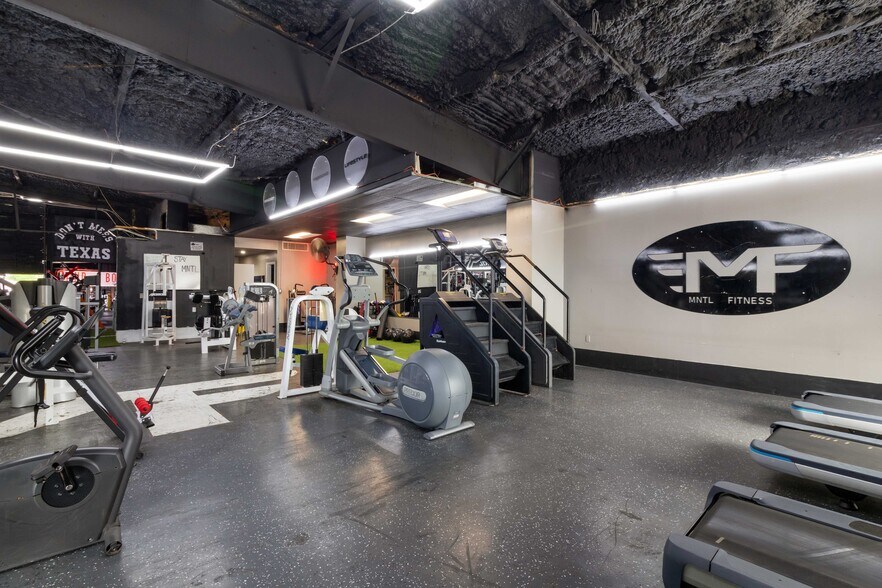 More Photos Of 1700 E Villa Maria Rd, Bryan Office For Sale