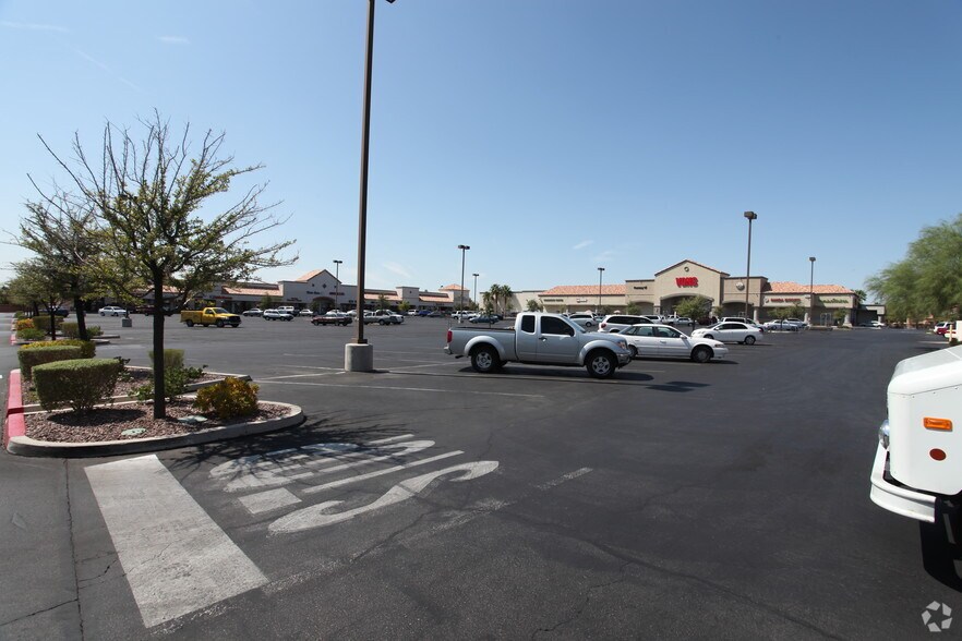 More Photos Of 2667 Windmill Pky, Henderson Unknown For Lease