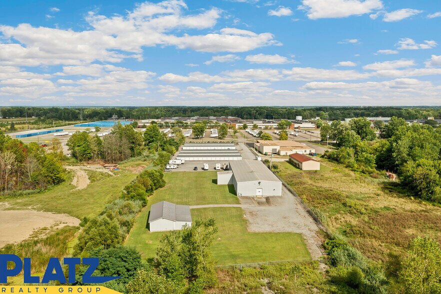 More Photos Of 3603 Larchmont NE ave, Warren Warehouse For Sale