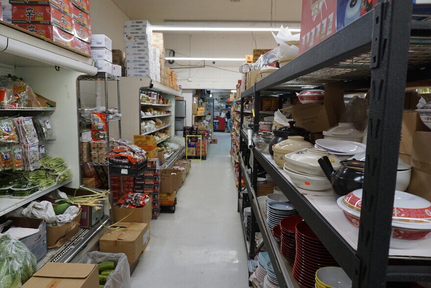 More Photos Of 1831 W Cartmell St, Pasco Freestanding For Sale