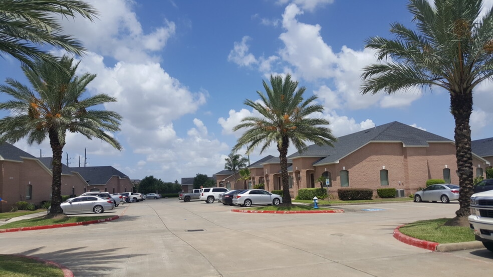 More Photos Of 1800 Snake River Rd, Katy Loft Creative Space For Sale