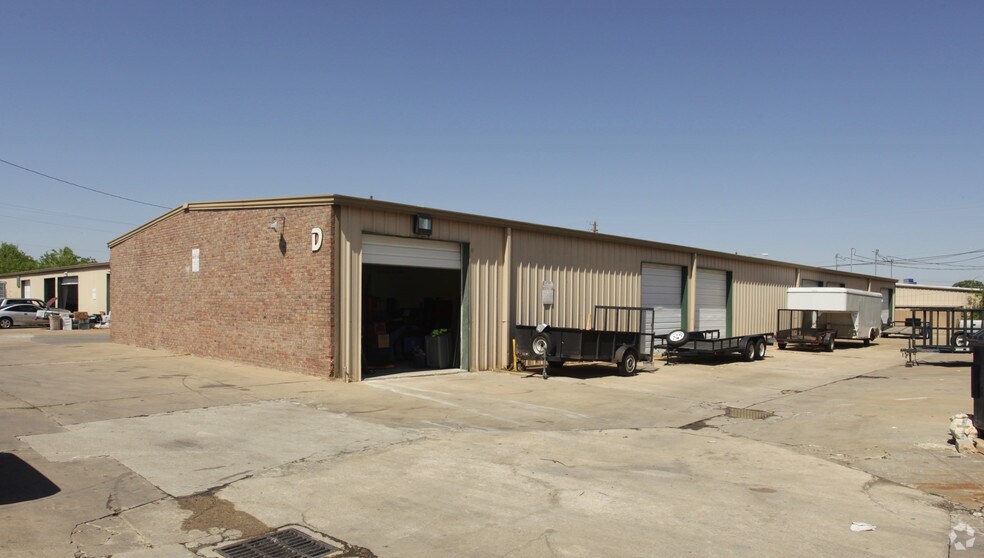 More Photos Of 13200 Pond Springs Rd, Austin Unknown For Lease