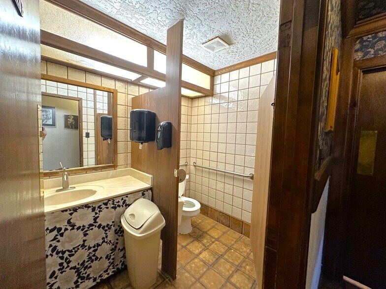 More Photos Of 4280 S Highway 95, Fort Mohave Restaurant For Sale