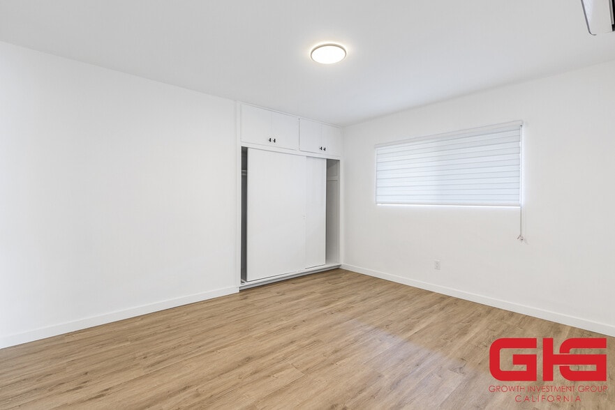 More Photos Of 521 E Live Oak Ave, Arcadia Apartments For Sale