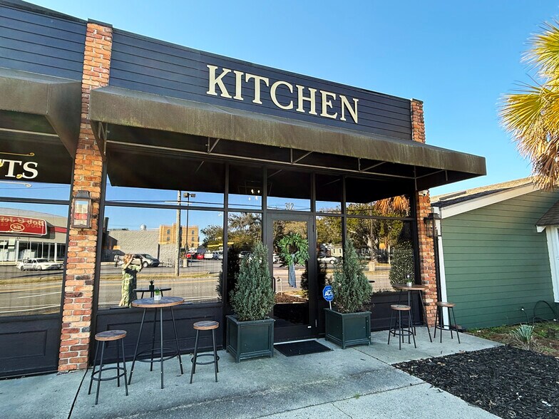 More Photos Of 314 Smith Ave, Thomasville Restaurant For Sale