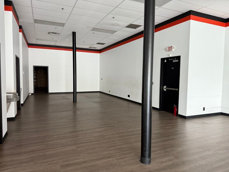 More Photos Of 750-768 Wyoming Ave, Kingston Unknown For Lease