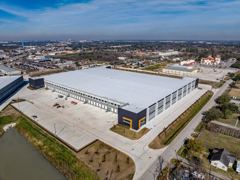 Primary Photo Of 12020 State Highway 249, Houston Unknown For Lease