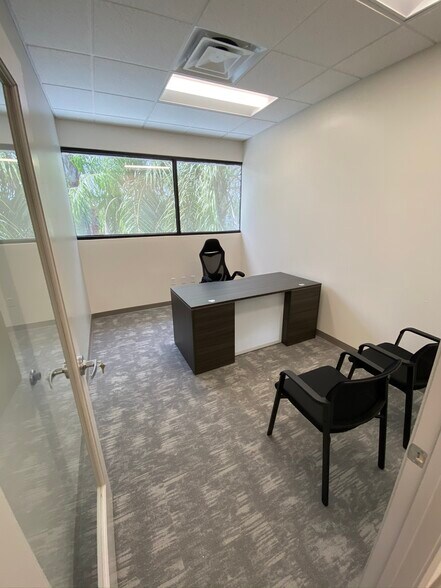 More Photos Of 7035 Beracasa Way, Boca Raton Office Residential For Lease
