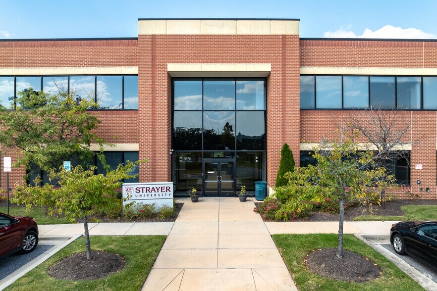 More Photos Of 9920 Franklin Square Dr, Nottingham Medical For Lease