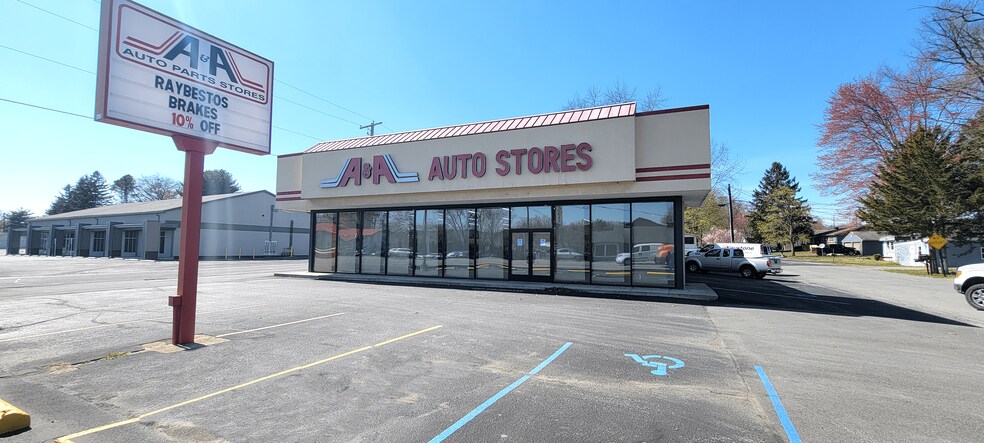 Primary Photo Of 2075 N Susquehanna Trl, Selinsgrove Freestanding For Sale