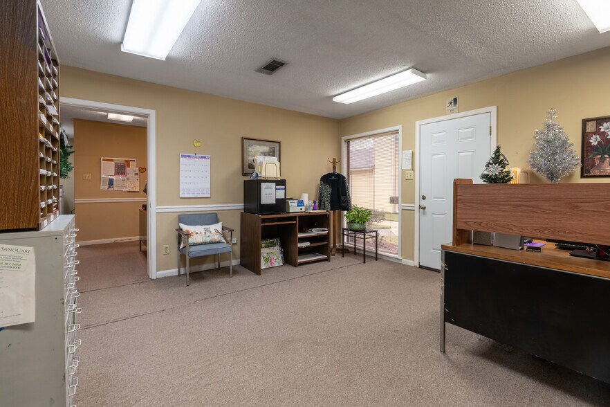 More Photos Of 1859 Avenue of America, Monroe Serviced Offices For Sale