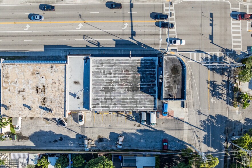 More Photos Of 4700-4708 W Flagler St, Miami General Retail For Lease
