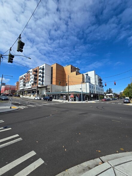 More Photos Of 1022 S J St, Tacoma General Retail For Sale