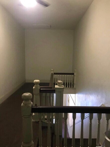 More Photos Of 415 Dewey St, Waycross Apartments For Sale