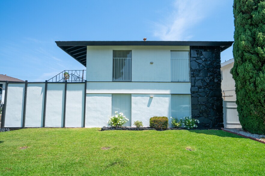 More Photos Of 9371 Cellini Ave, Garden Grove Apartments For Sale