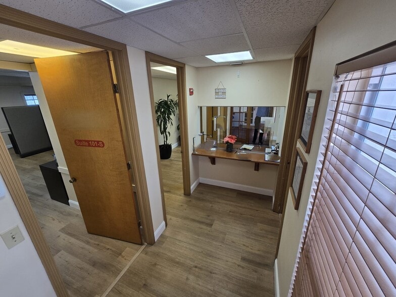 More Photos Of 7777 N University Dr, Tamarac Medical For Sale