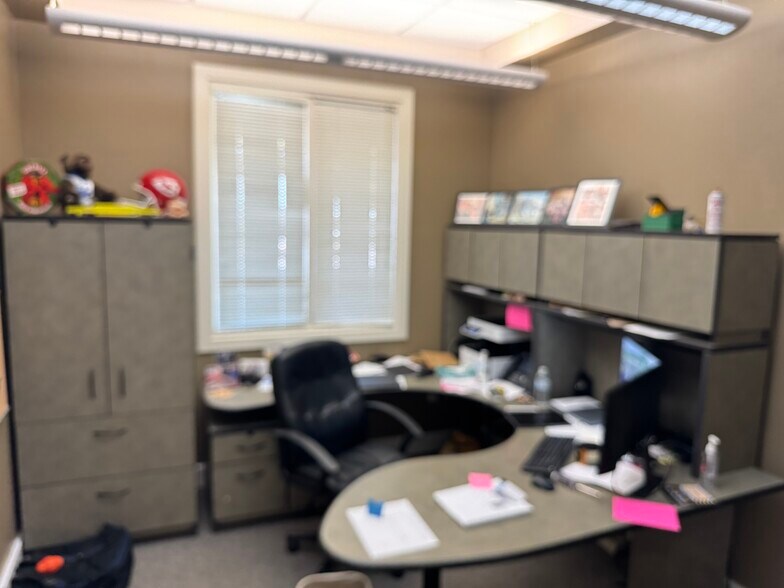 More Photos Of 3511 E Harmon Ave, Las Vegas Medical For Sale