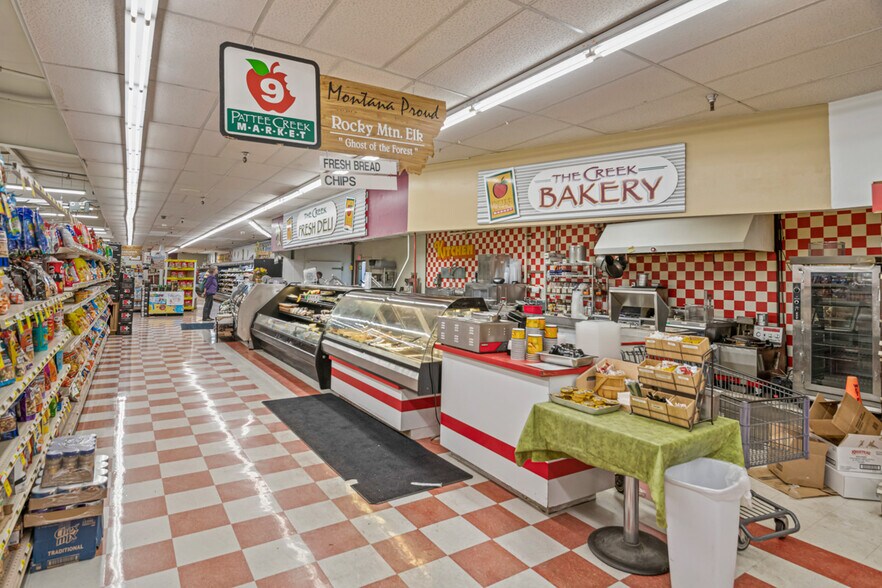 More Photos Of 704 SW Higgins Ave, Missoula Supermarket For Sale