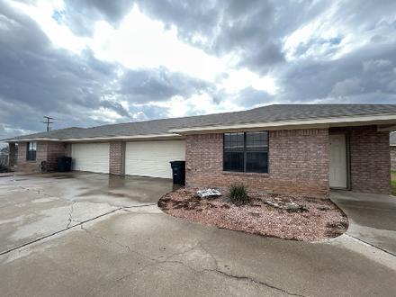 More Photos Of 900 McDaniel Cir, Killeen Multifamily For Sale