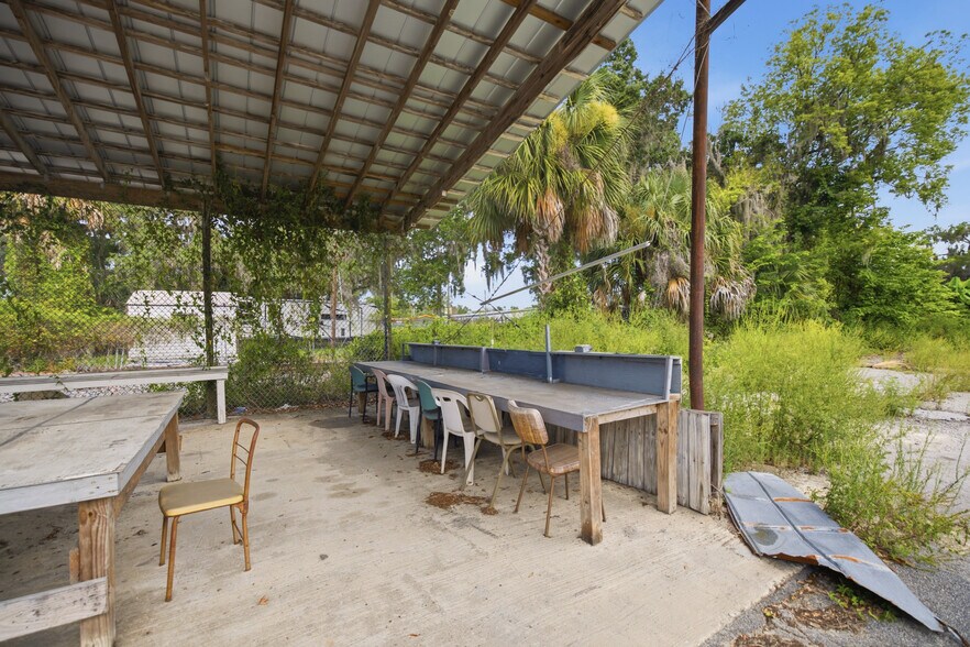 More Photos Of 609 NW 4th Ave, Ocala Flex For Sale