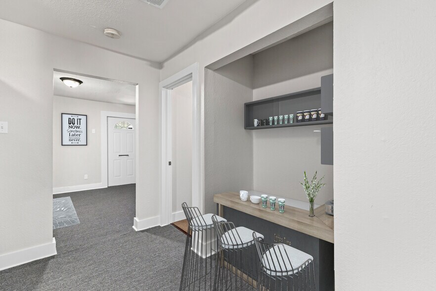 More Photos Of 5231 San Pedro Ave, San Antonio Office Residential For Sale