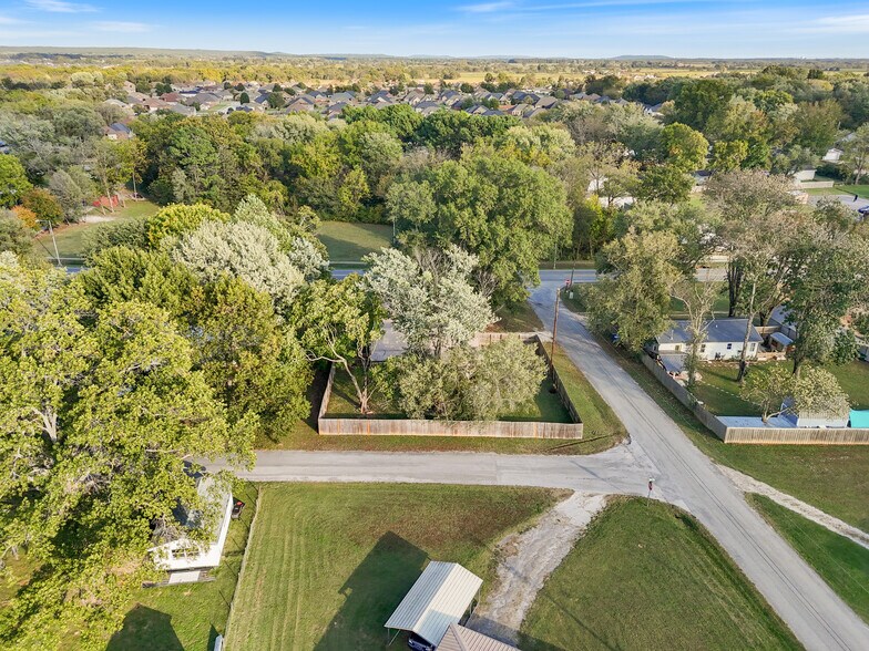 More Photos Of 701 N Curtis Ave, Pea Ridge Land For Sale