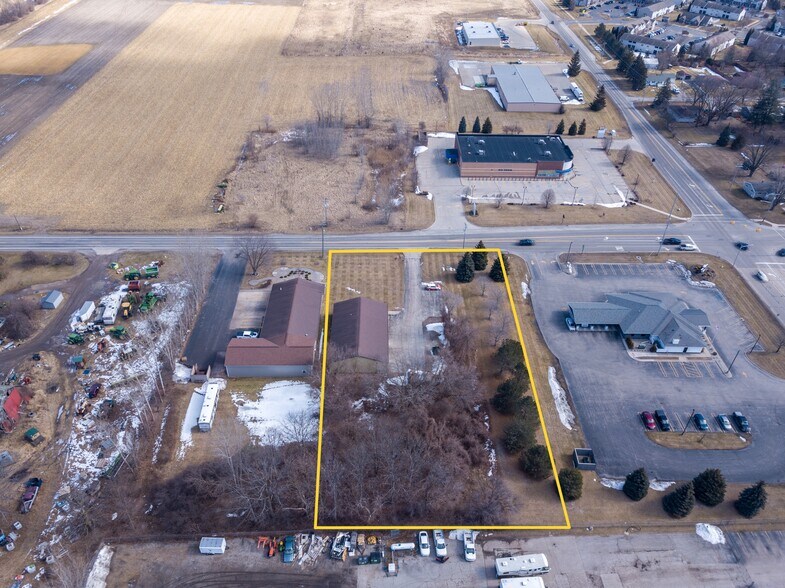 More Photos Of 5087 N Michigan Rd, Saginaw Flex For Sale