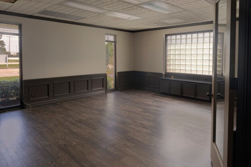 More Photos Of 4555 Katy Hockley Cut Off Rd, Katy Office For Sale
