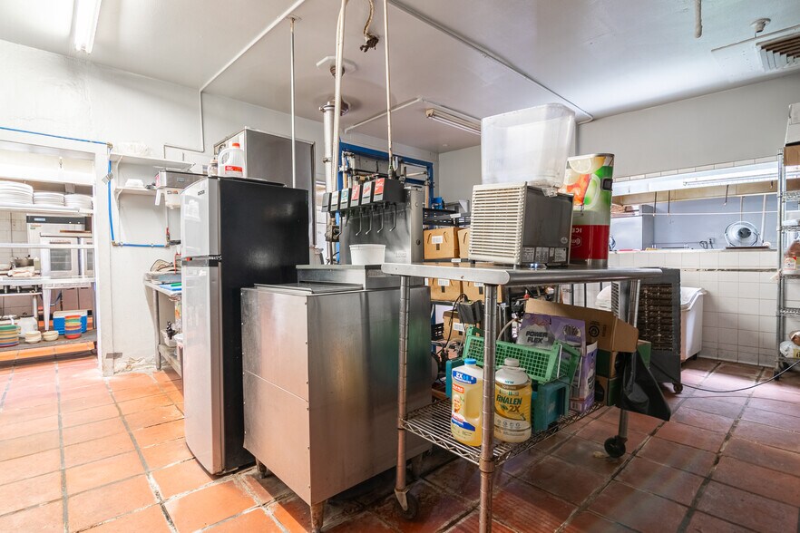 More Photos Of 2411 W Wall St, Midland Restaurant For Sale