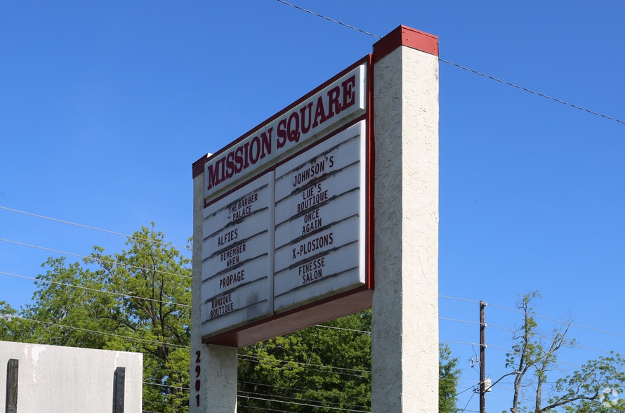 More Photos Of 2901 University Ave, Columbus Freestanding For Lease