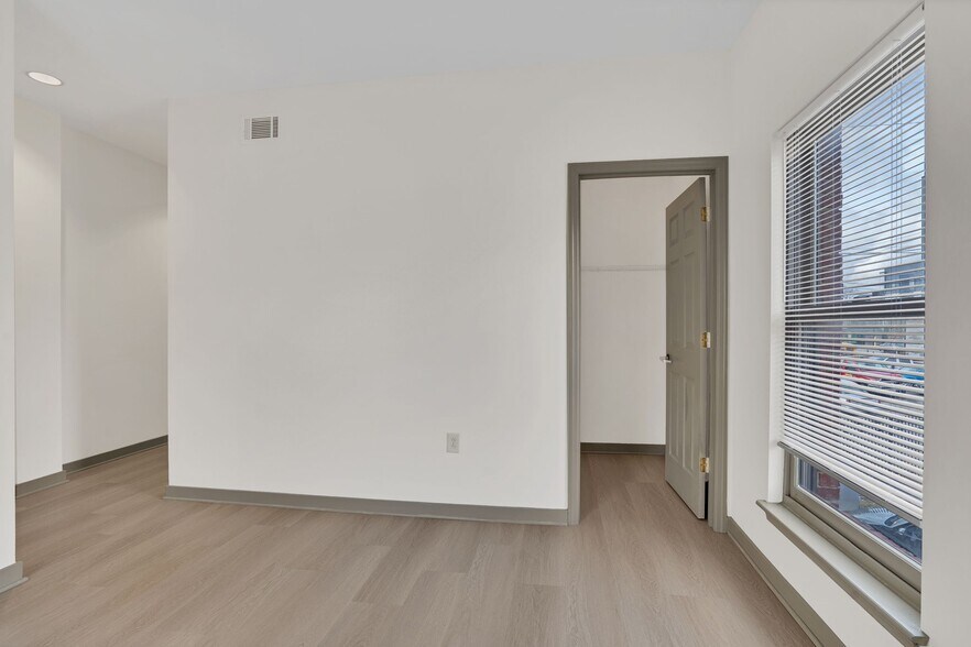 More Photos Of 942 Jefferson St, Nashville Apartments For Sale