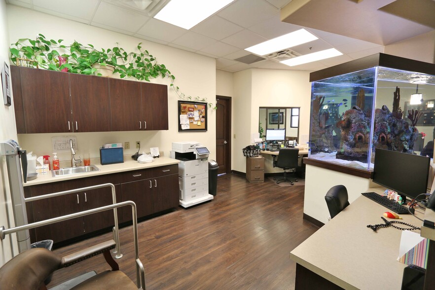 More Photos Of 2851 S Avenue B, Yuma Medical For Sale