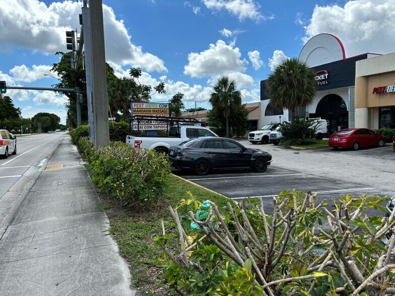 More Photos Of 3280-3290 W Hillsboro Blvd, Deerfield Beach Unknown For Lease
