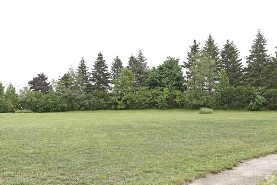 Primary Photo Of 3726 Dixie Hwy, Waterford Land For Sale