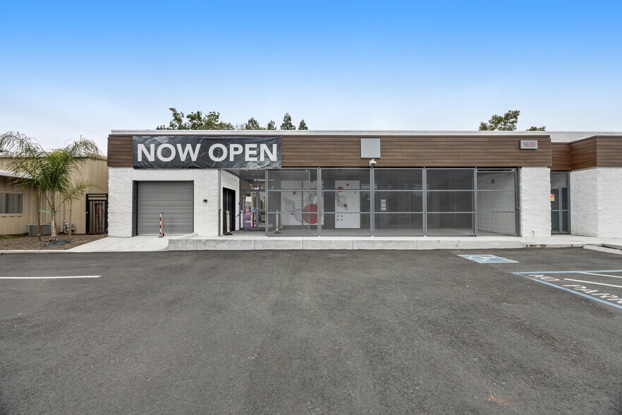 More Photos Of 1626 Piner Rd, Santa Rosa Storefront For Sale