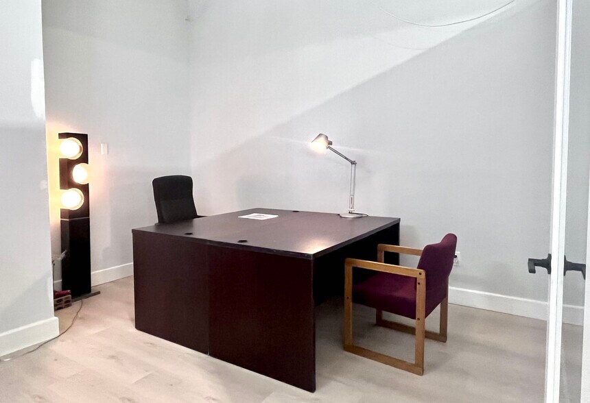 More Photos Of 50 N Hill Ave, Pasadena Office For Lease