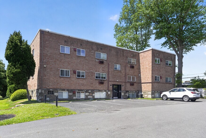 More Photos Of 9400-9430 Roosevelt Blvd, Philadelphia Apartments For Sale
