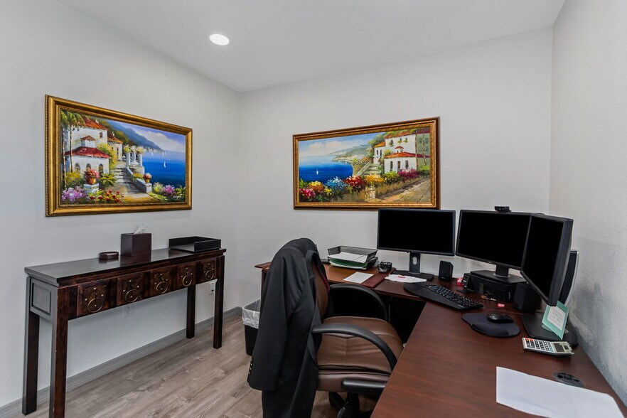 More Photos Of 2645 Sunset Point Rd, Clearwater Freestanding For Lease