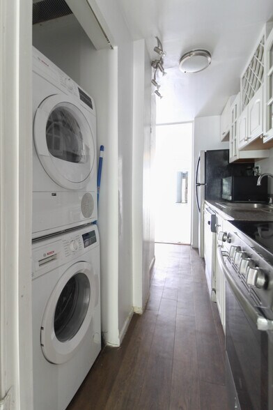 More Photos Of 114 E 37th St, New York Apartments For Sale