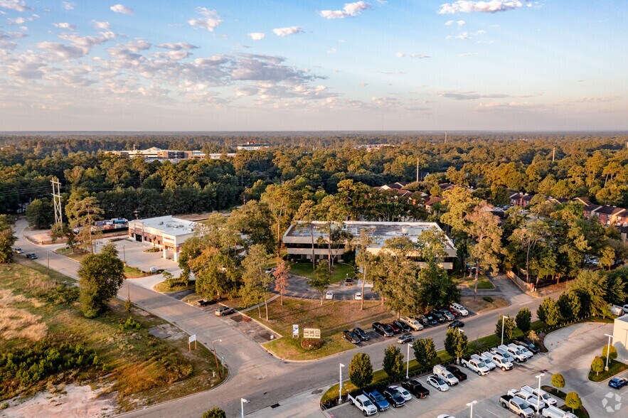 More Photos Of 333 N Rivershire Dr, Conroe Office For Lease